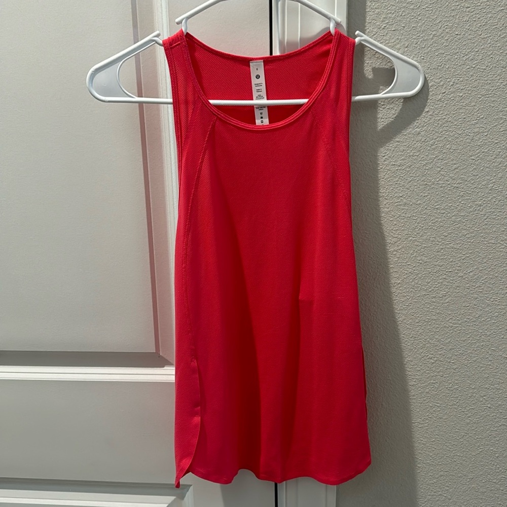 Lululemon breathable tank